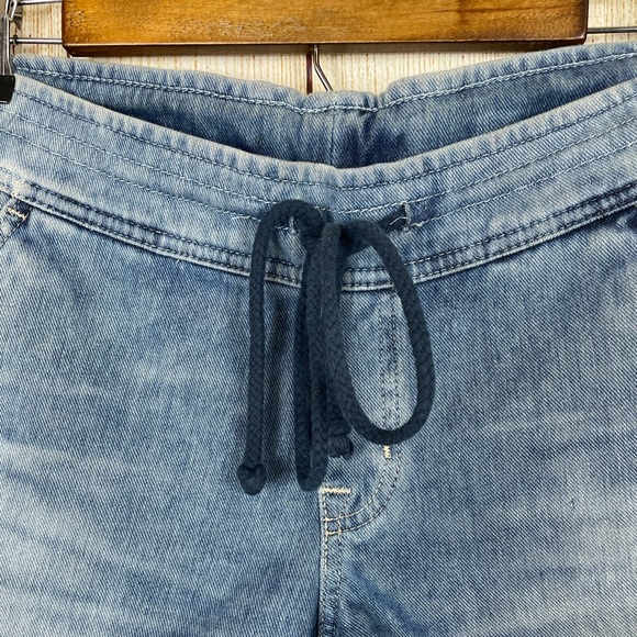 Big Star Vintage | Nirvana Boyfriend Short - Picture 11 of 15